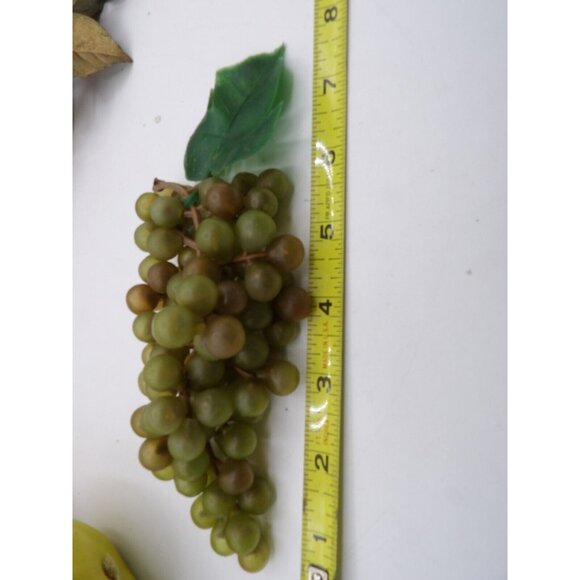Artificial Fruit Apples Pears Grapes Plastic Rubber 8 Pieces Unbranded - Picture 5 of 16